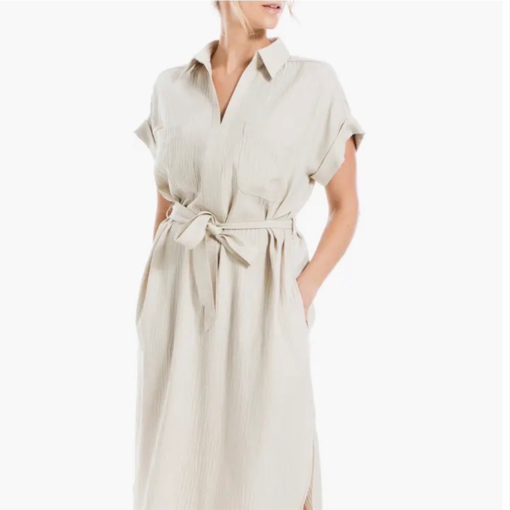 Max Studio - Textured Short Sleeve Midi Shirtdress